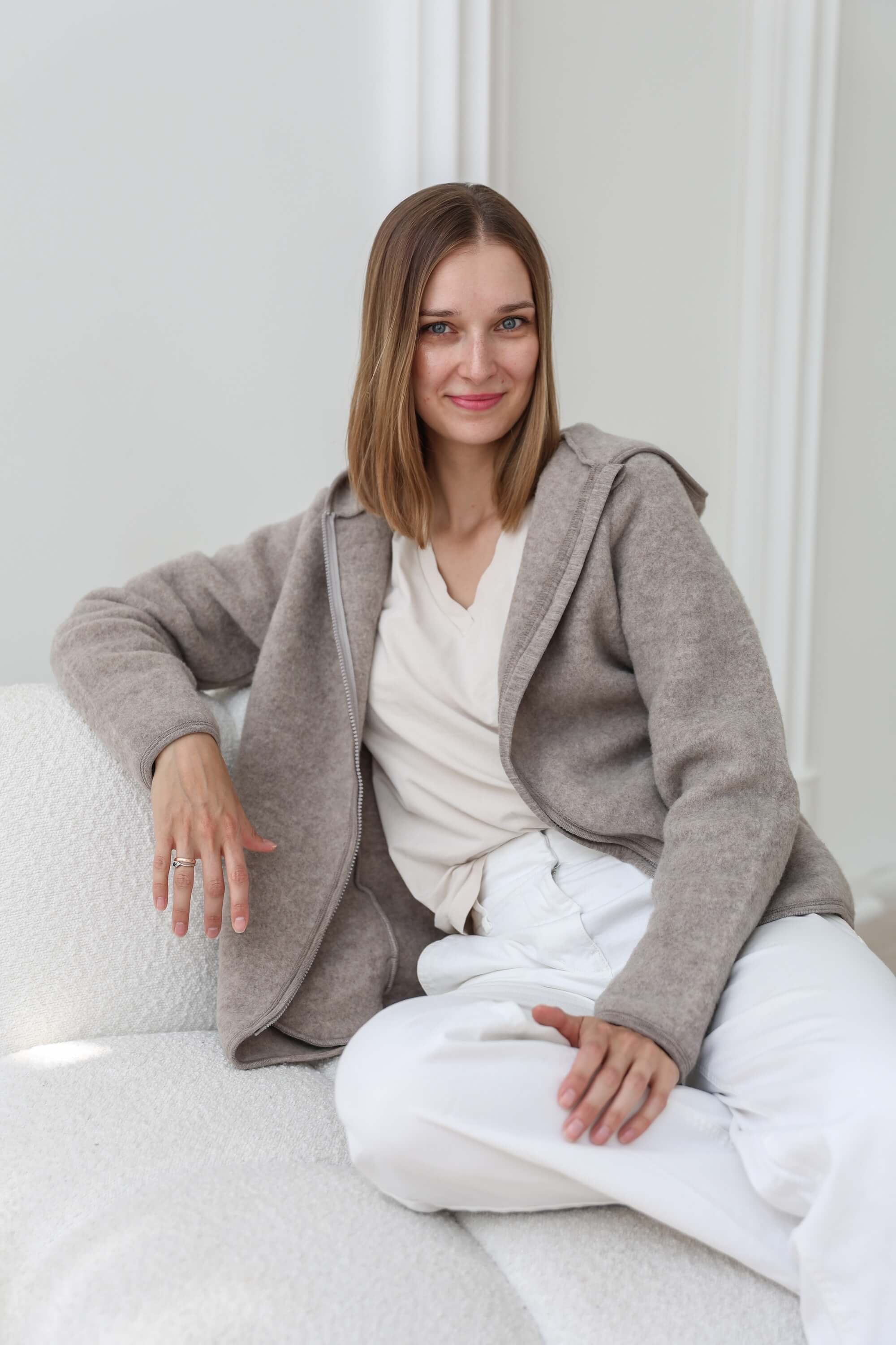 100% Merino Wool Fleece Women Jacket - Taupe