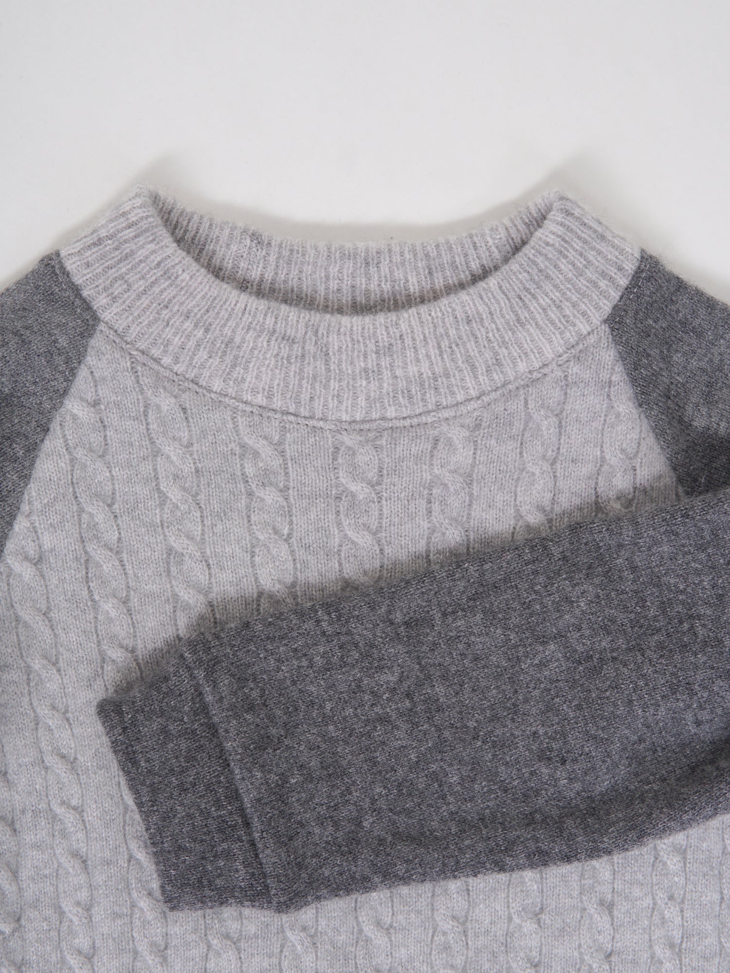 cashmere sweater made of pure cashmere in color grey