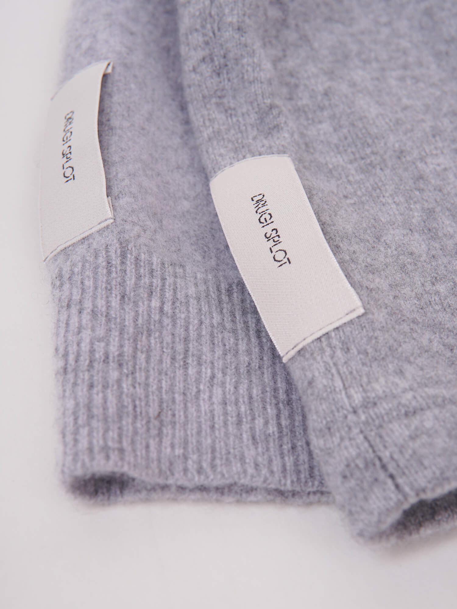 2 pure cashmere balaclava in color grey
