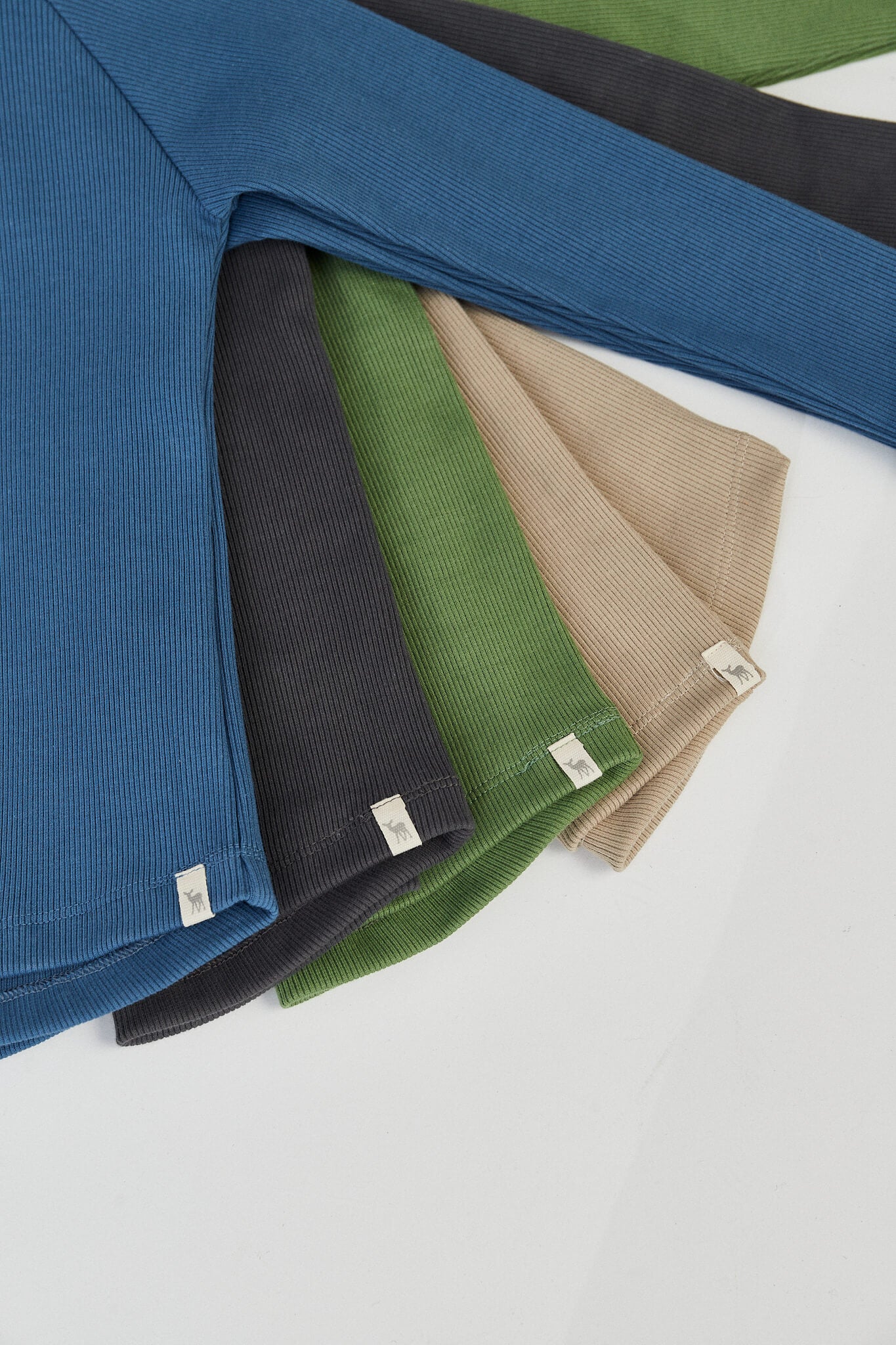 Blue, beige, green, grey longsleeves