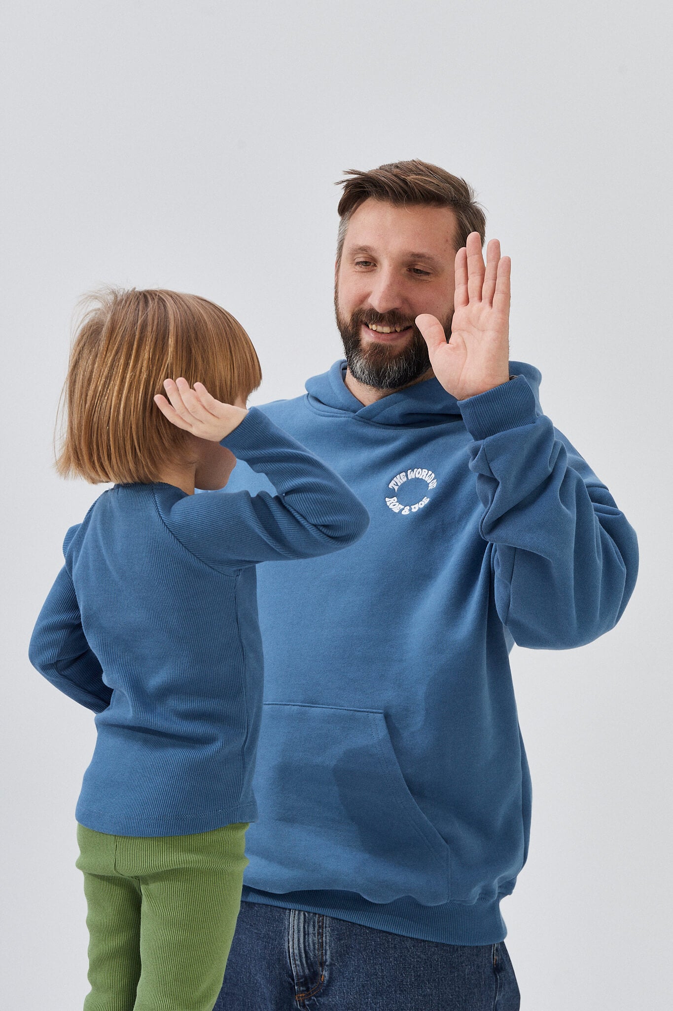 Blue longsleeve boy with dad