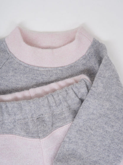 cashmere sweater made of pure cashmere, perfect for newborn gift