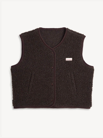 Brown fleece vest with a small logo