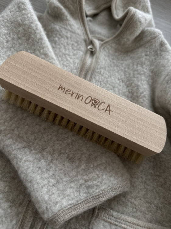 Natural Clothing Brush for Merino Wool Fleece